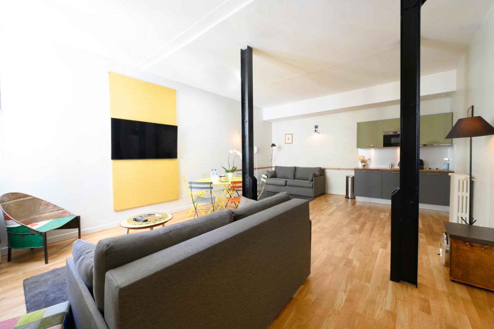 Deluxe Suite,1273859911:JPEG