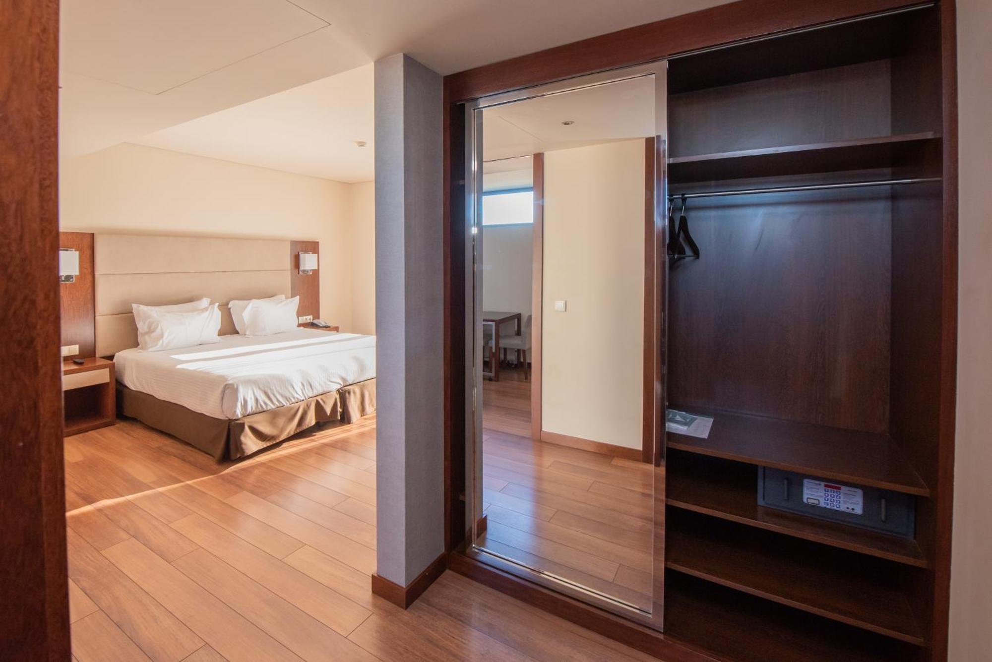 Double Room Terrace,1274391406:JPEG