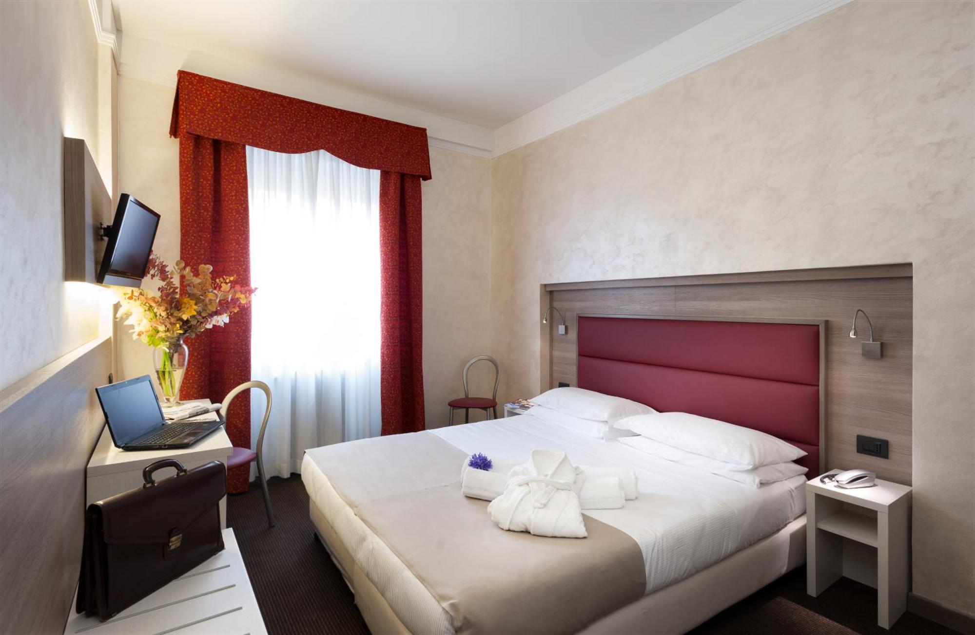 Double Room,257964085:JPEG