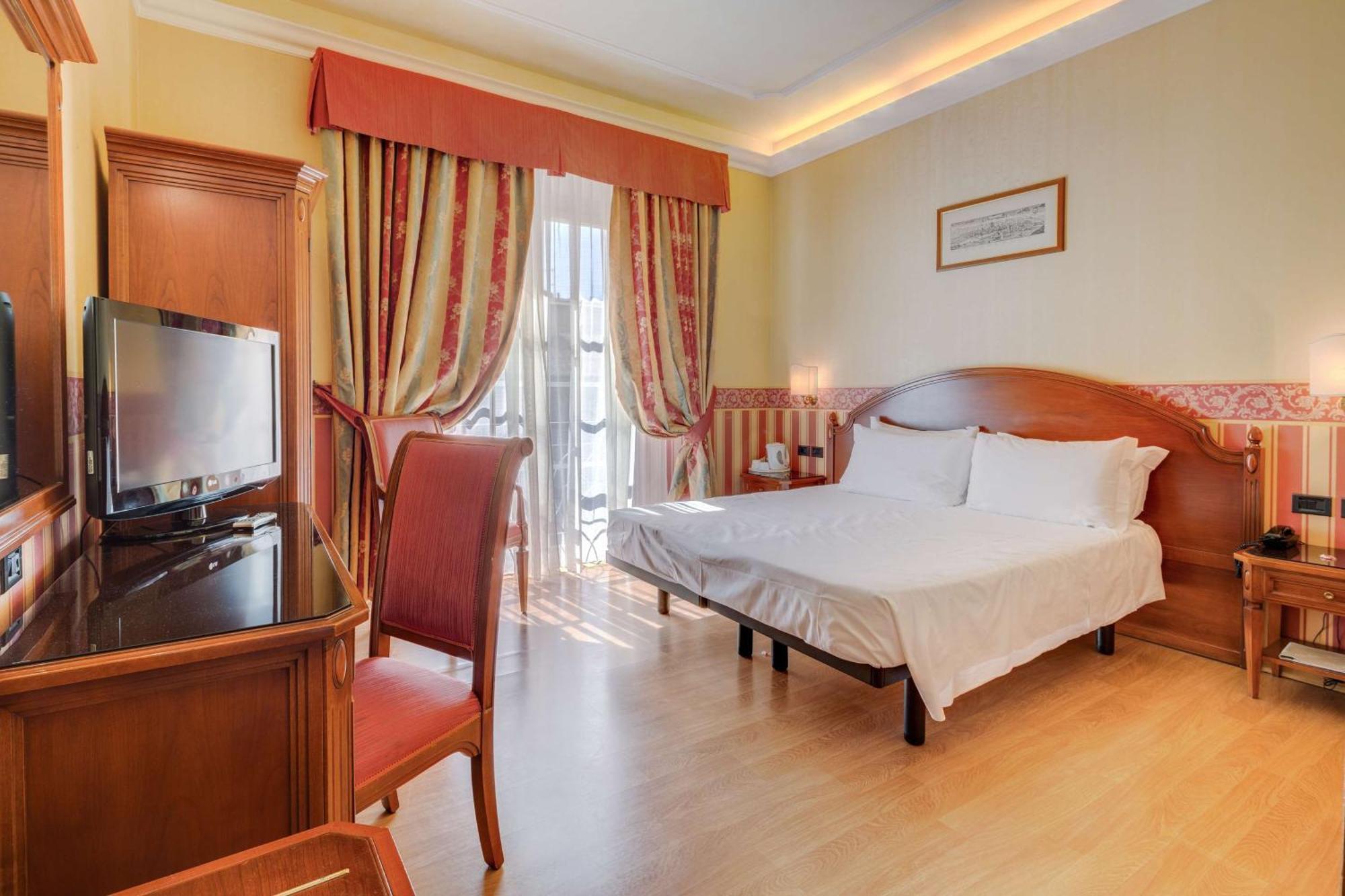Deluxe Room City View
