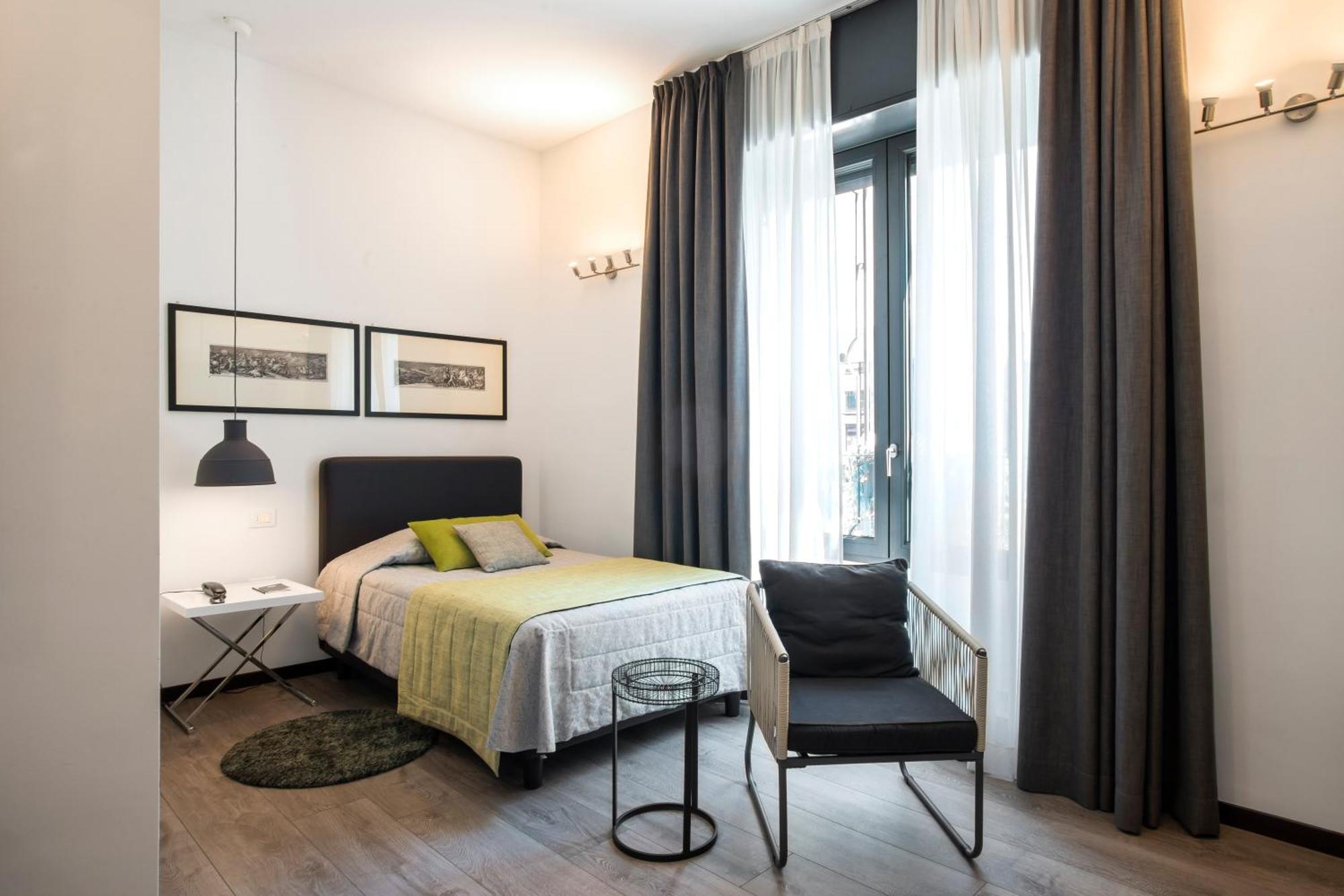 Superior Single Room,393832866:JPEG
