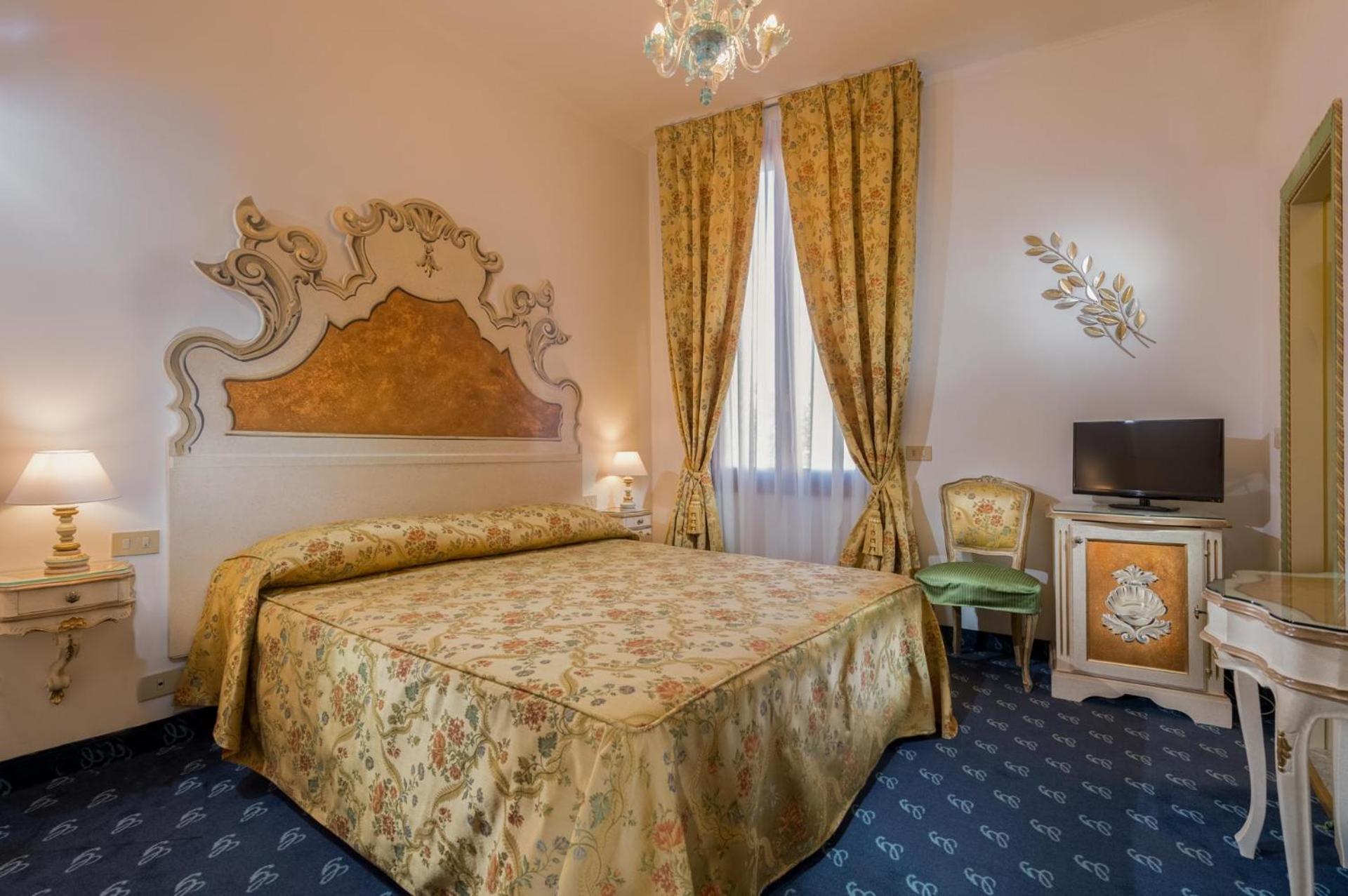 Classic Double Room,1274582731:JPEG