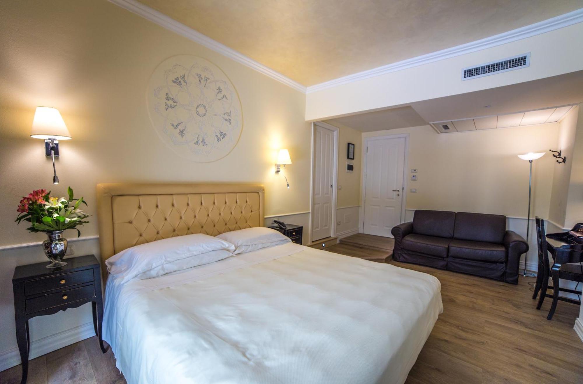 Comfort King Room,983772670:JPEG