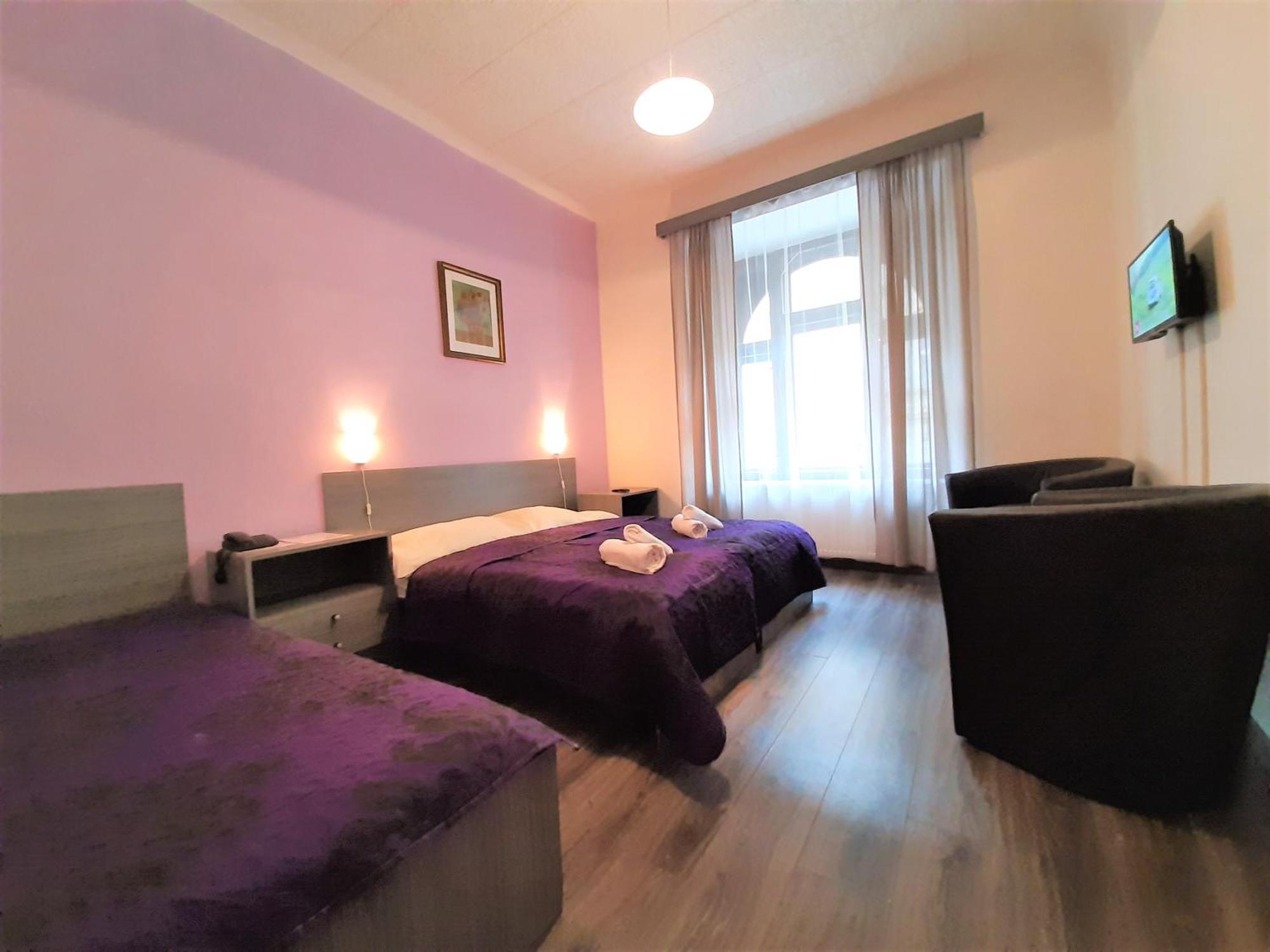 Triple Room,1274671687:JPEG