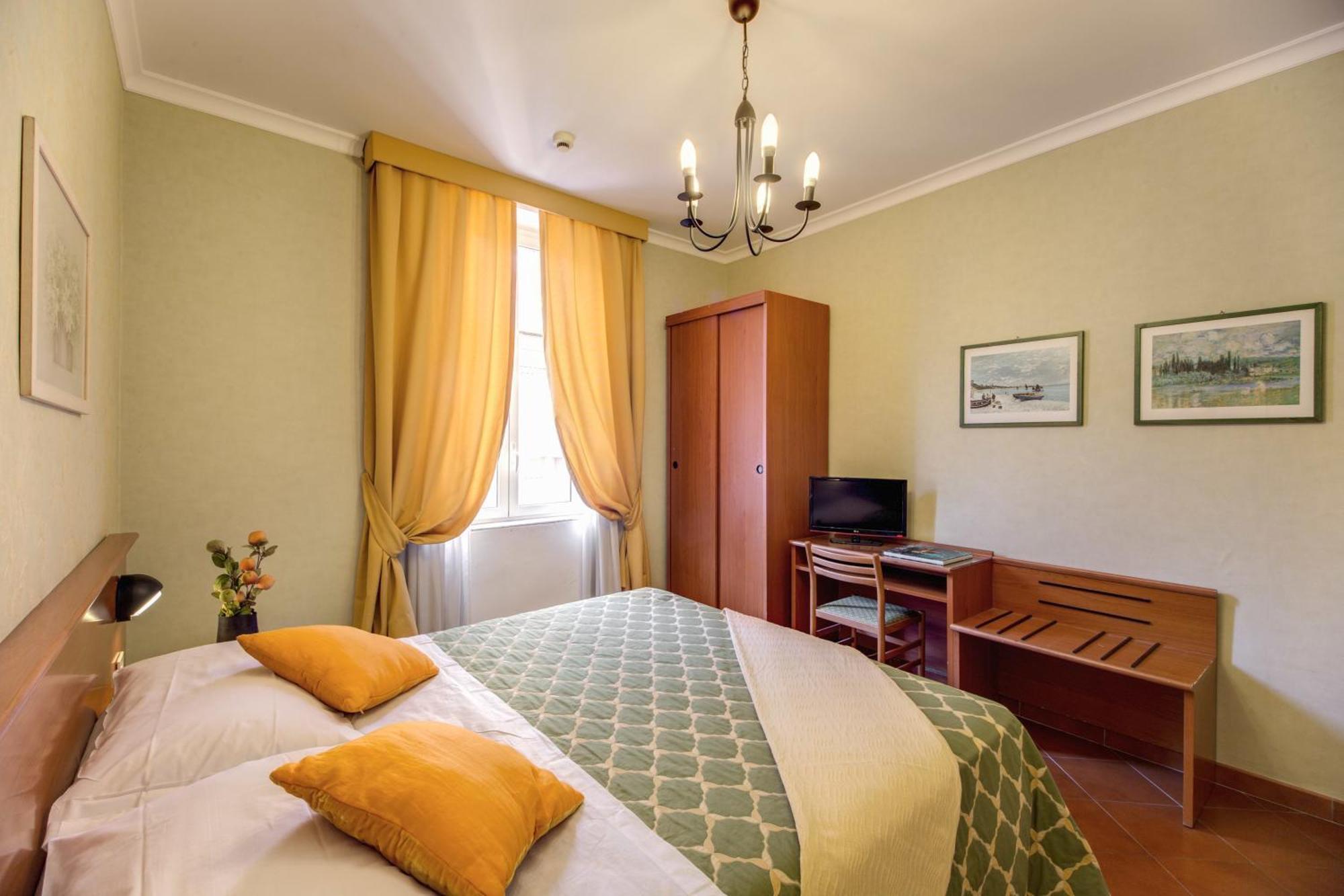 Quadruple Room,1274696005:JPEG