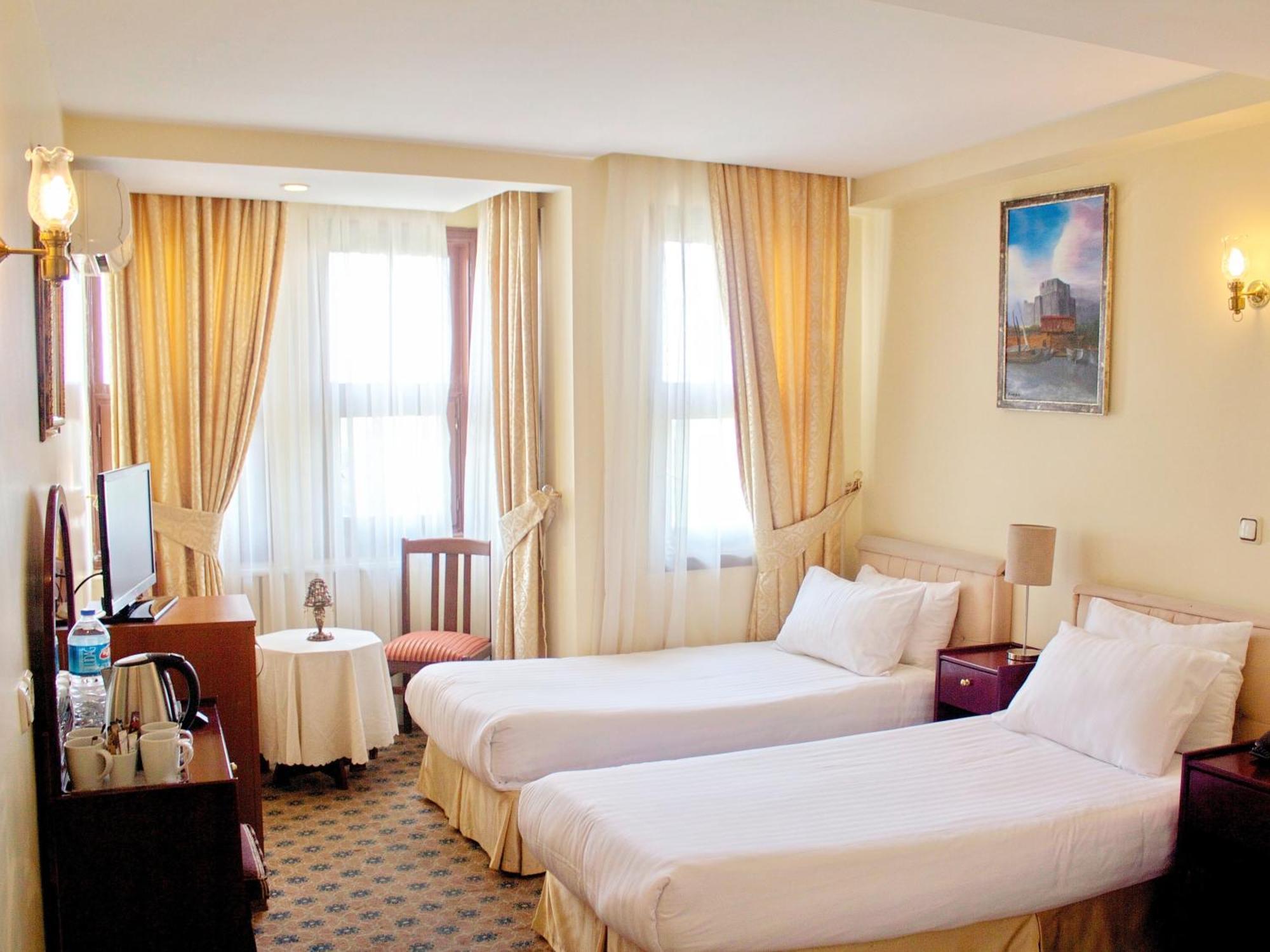 Standard Double or Twin Room,1274940028:JPEG