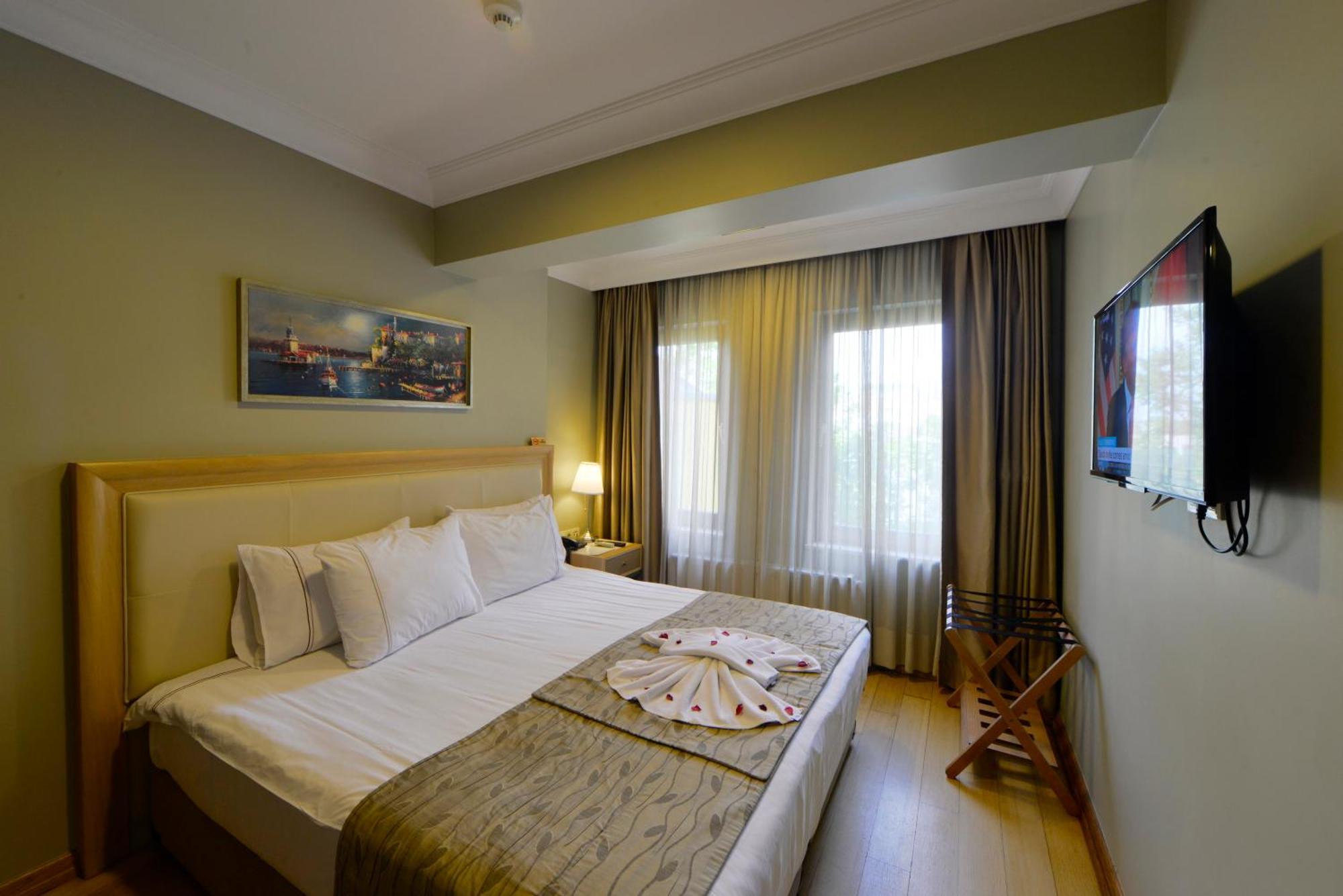 Double or Twin Room,1275050560:JPEG