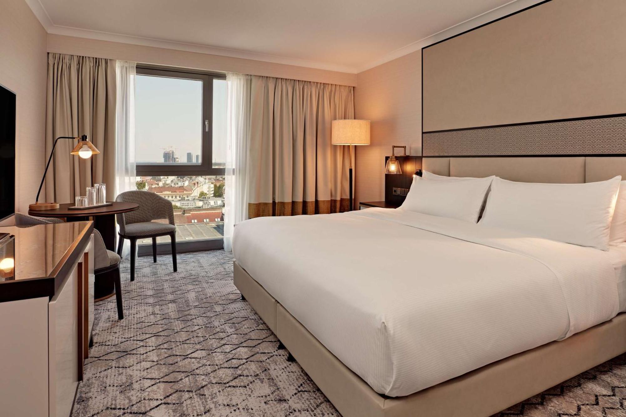 King Executive Room,1275380635:JPEG