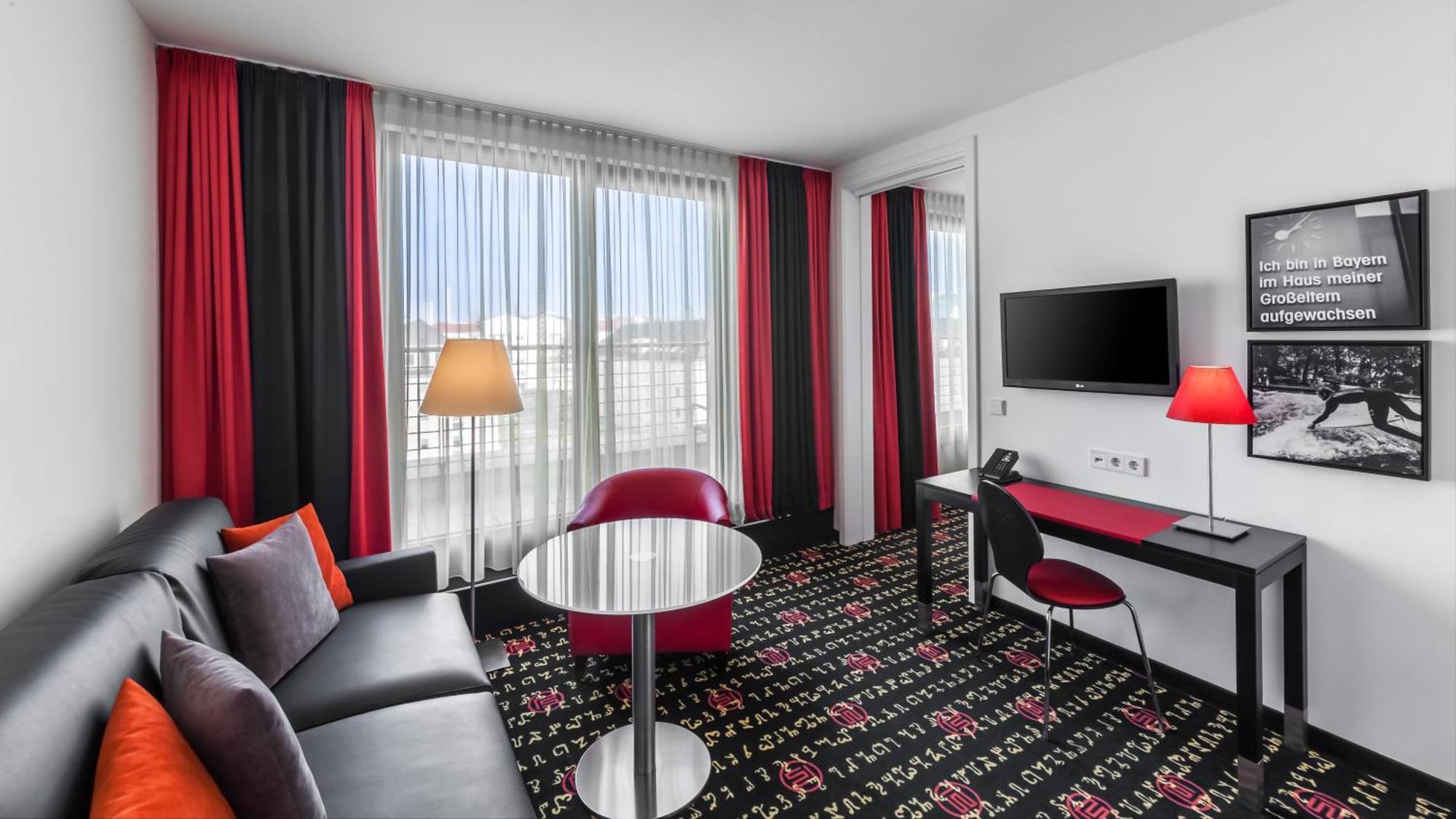One-Bedroom King Suite Garden View