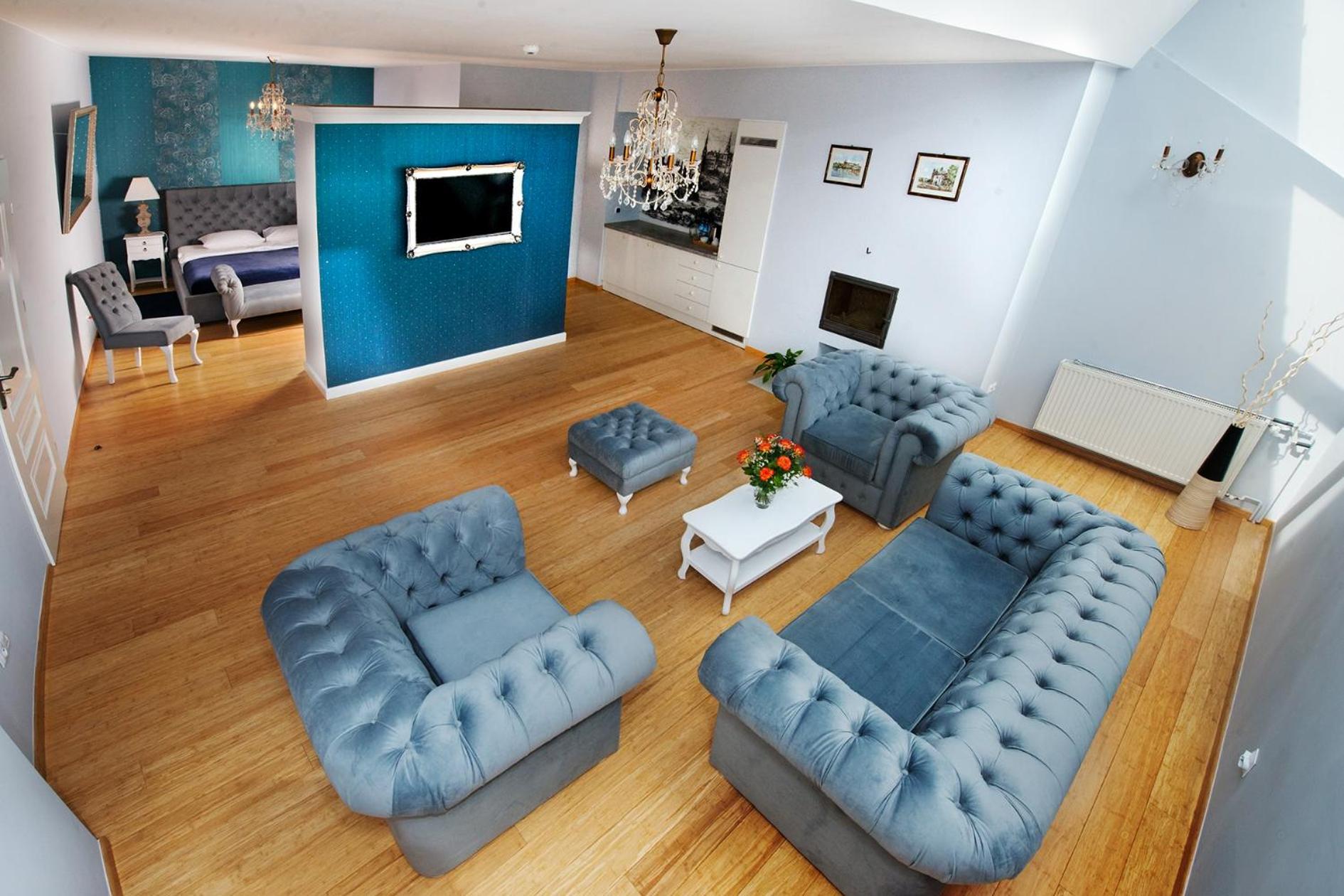 Apartment,1580317113:JPEG