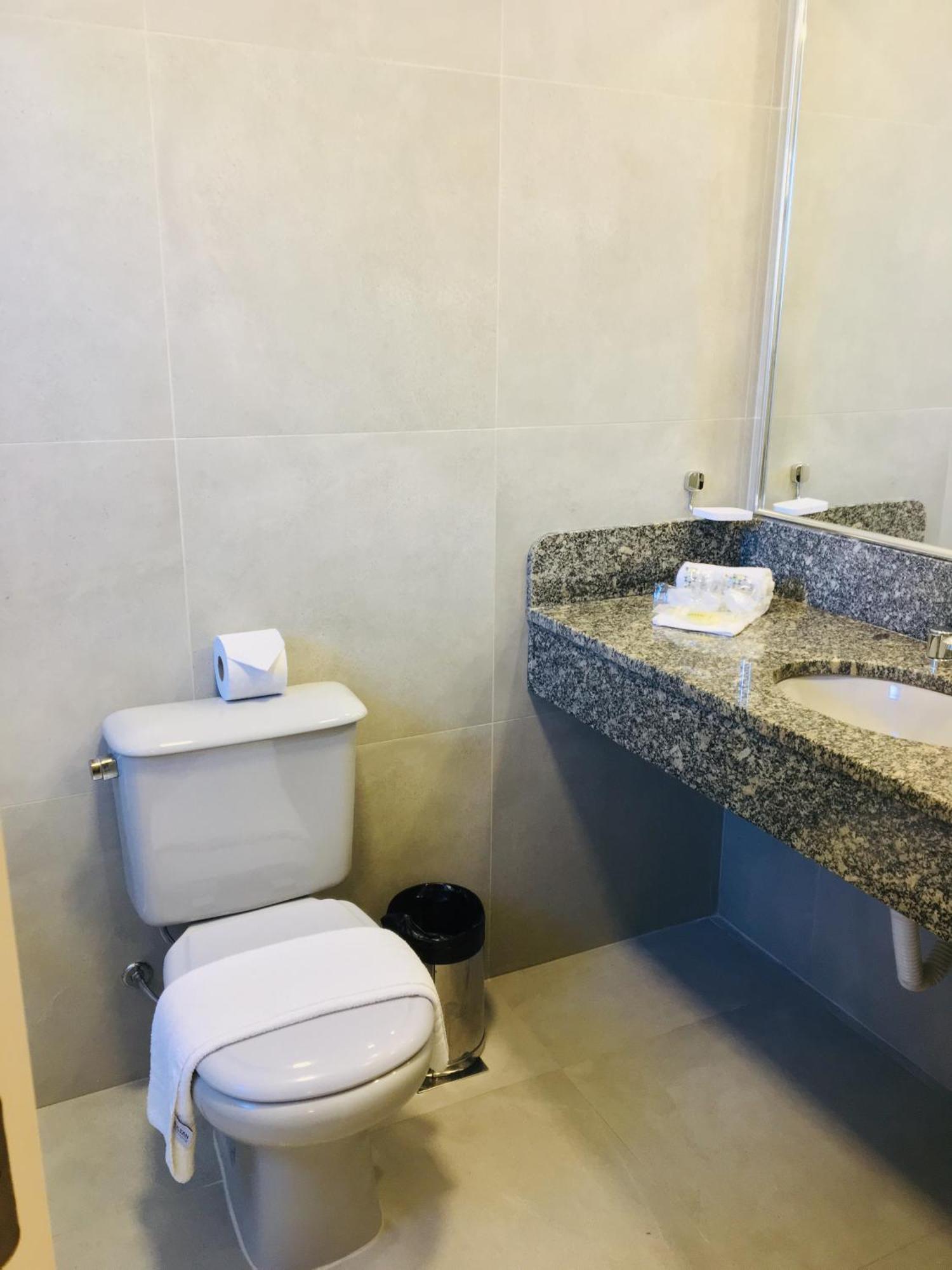 Superior King Room,1212657964:JPEG