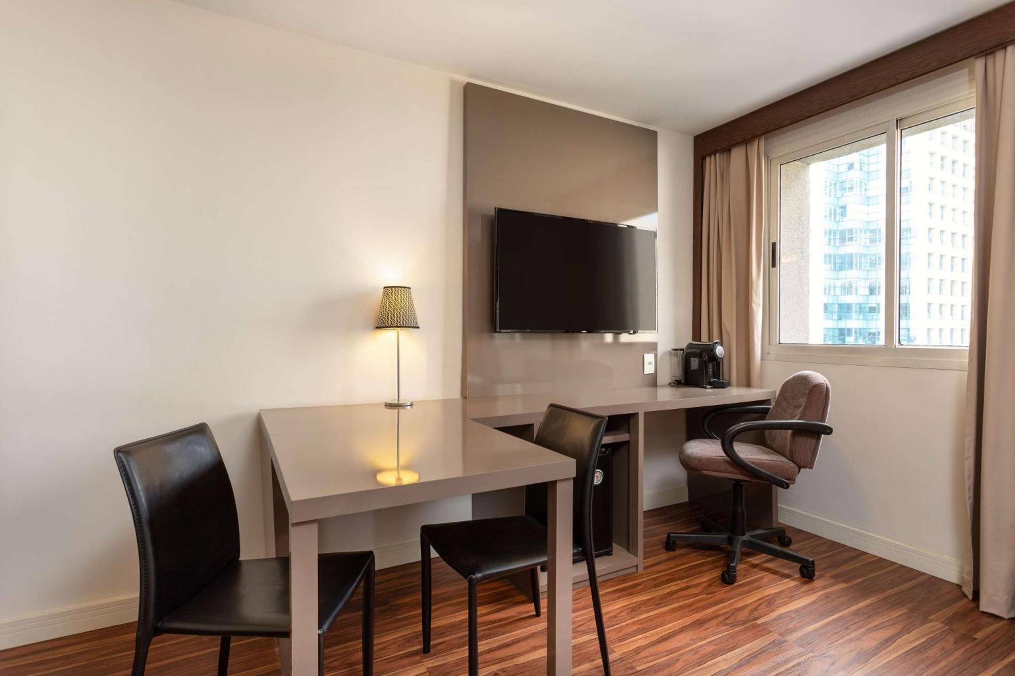 Premium Suite 2 Twin Beds Non Smoking