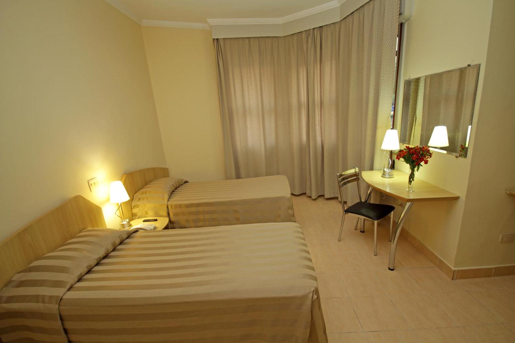Twin Room,1212797974:JPEG