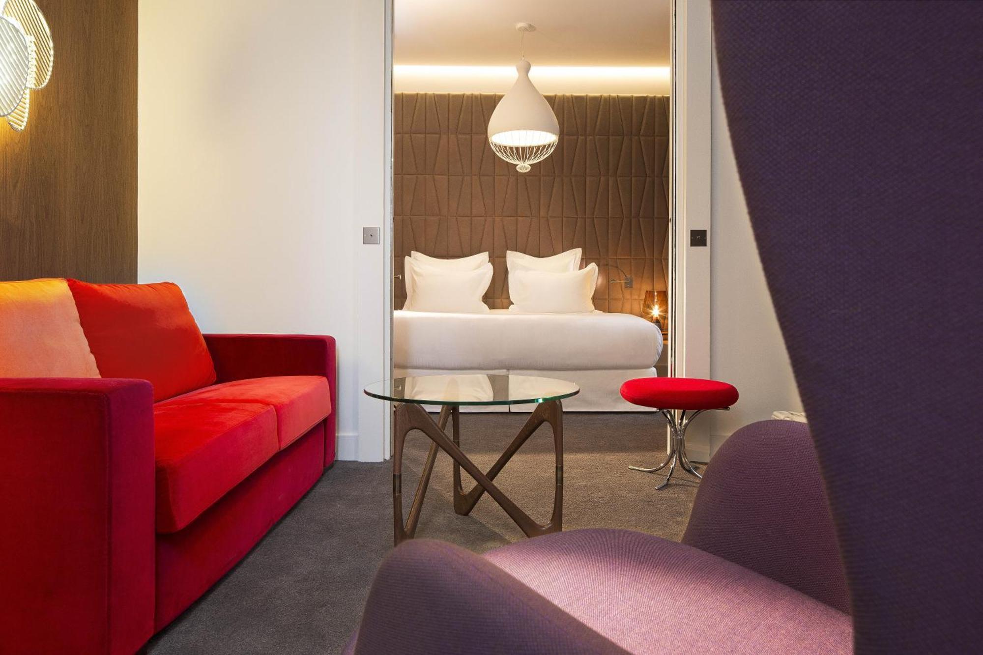 Two Adjacent Rooms,1315270864:JPEG