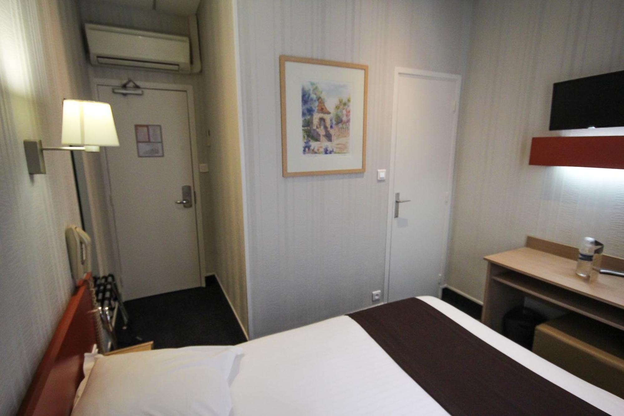 Single Room Shower,1279128739:JPEG