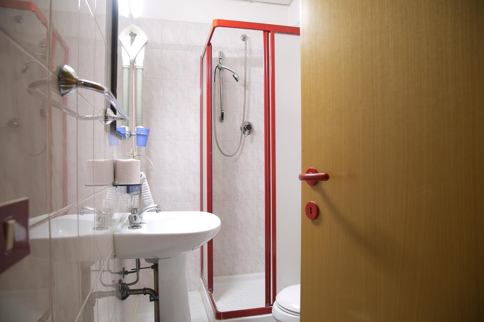 Triple Room,1499172046:JPEG