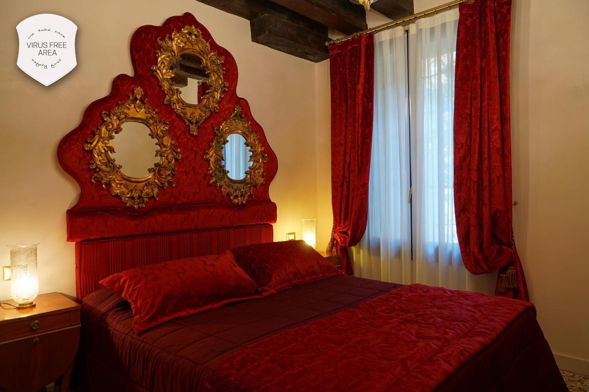 Deluxe Room,822790442:JPEG