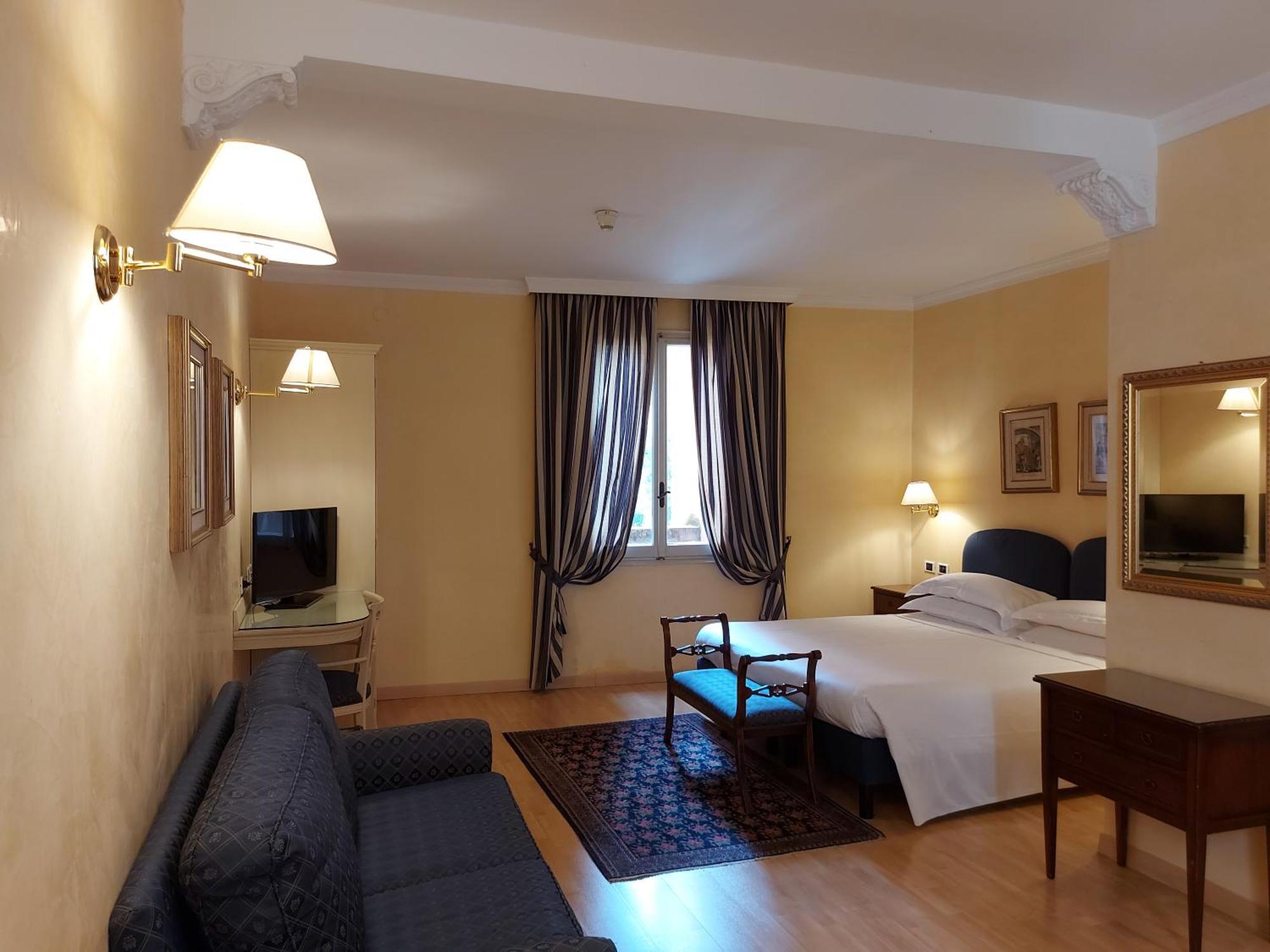 Junior Suite,1216306660:JPEG