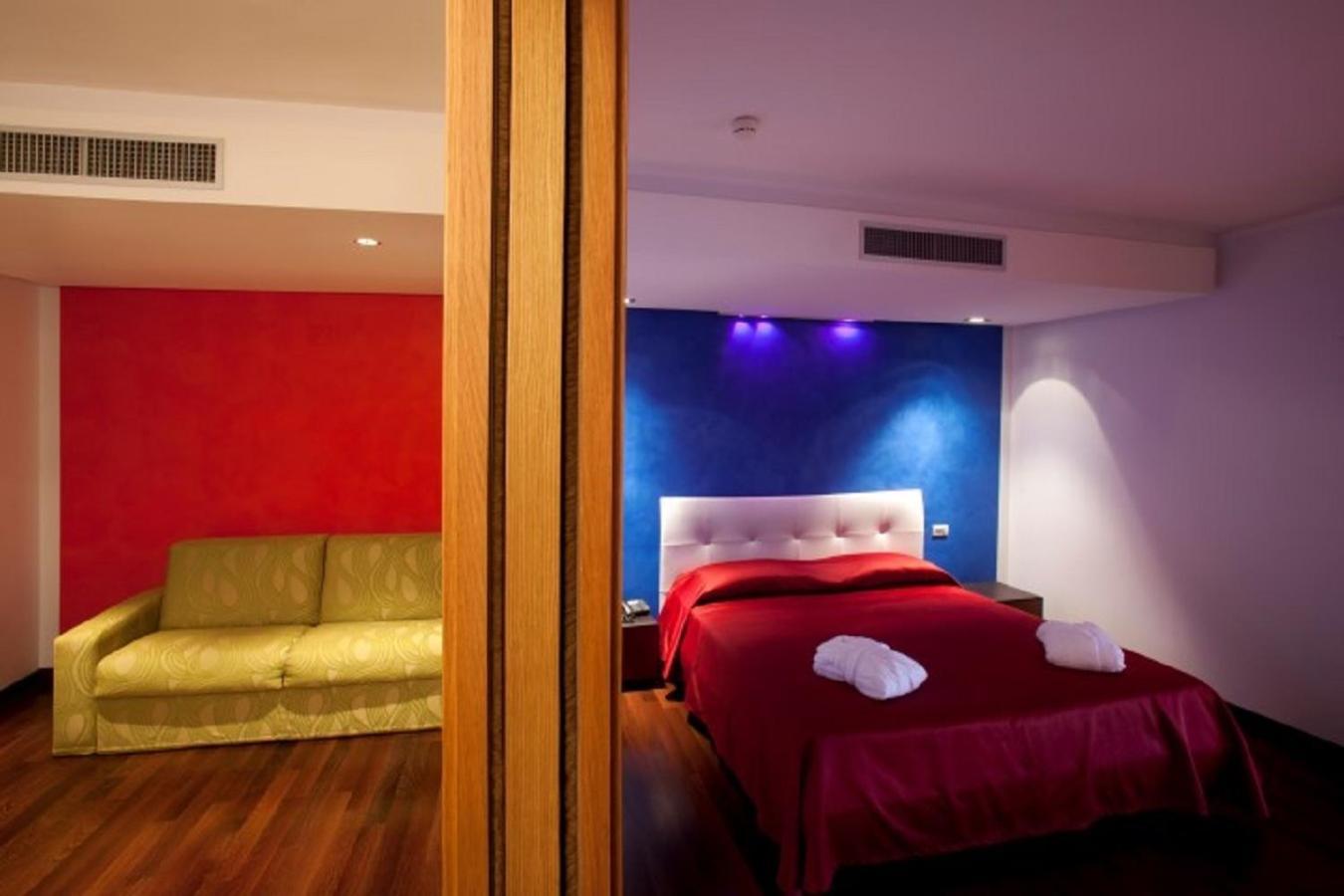 Junior Suite,67515092:JPEG