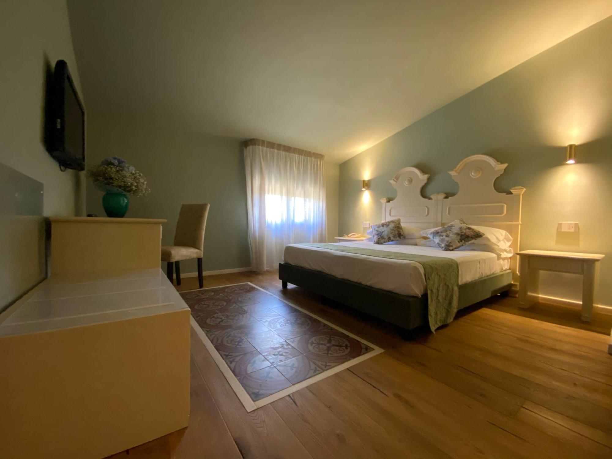 Junior Suite,1180980628:JPEG