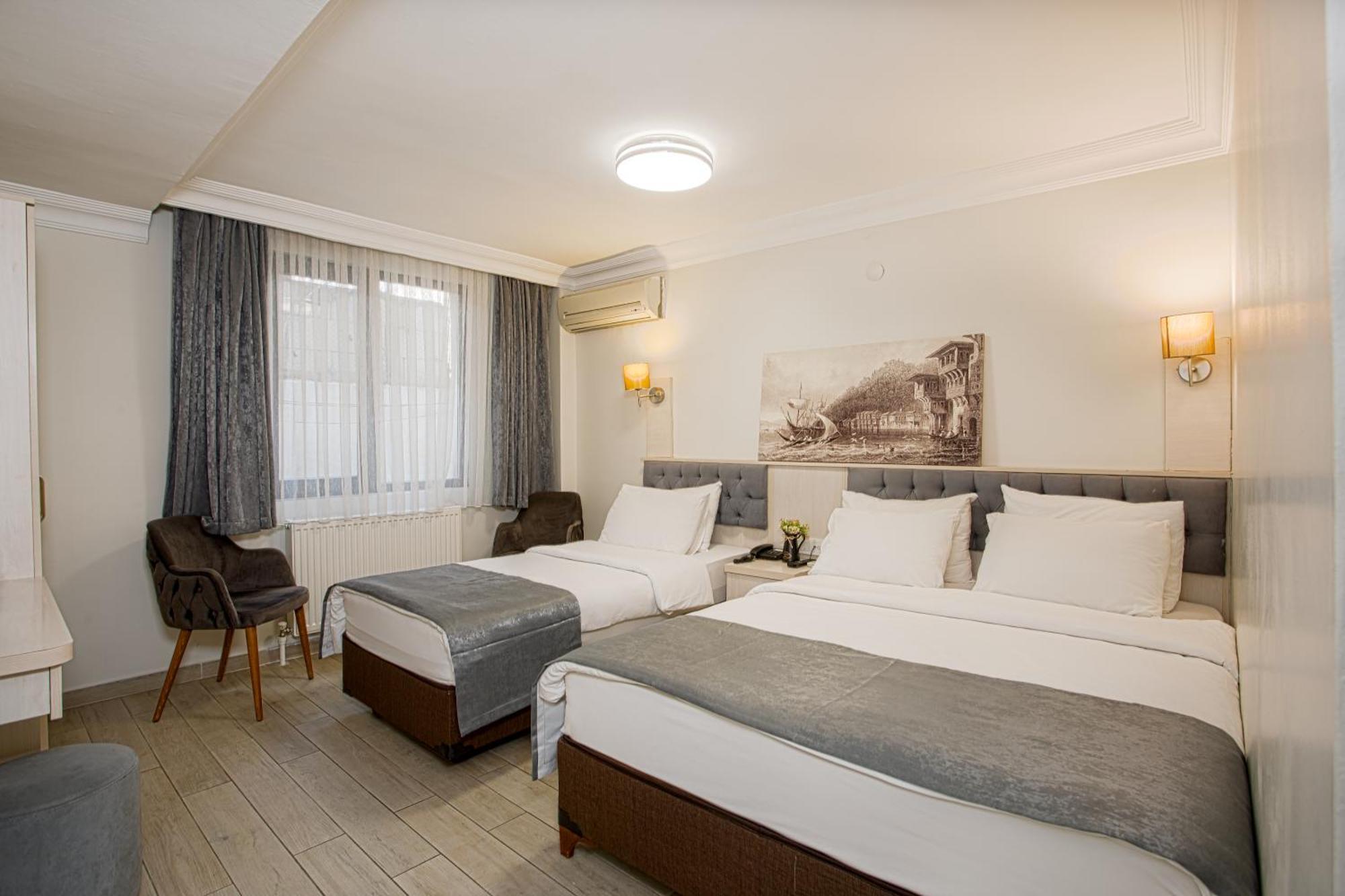 Standard Triple Room