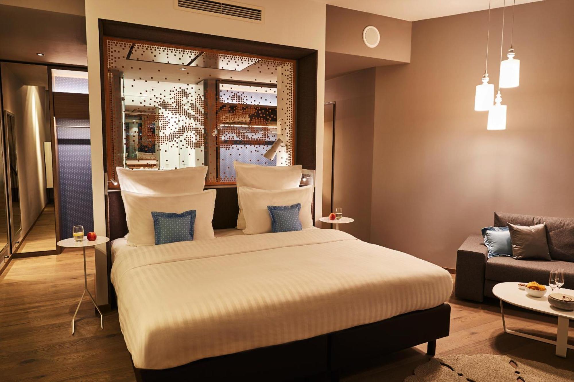 Junior Suite,1591525464:JPEG