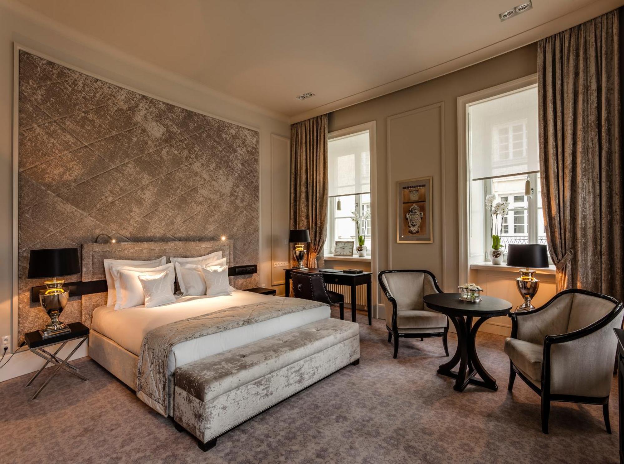 Superior King Room,714012772:JPEG