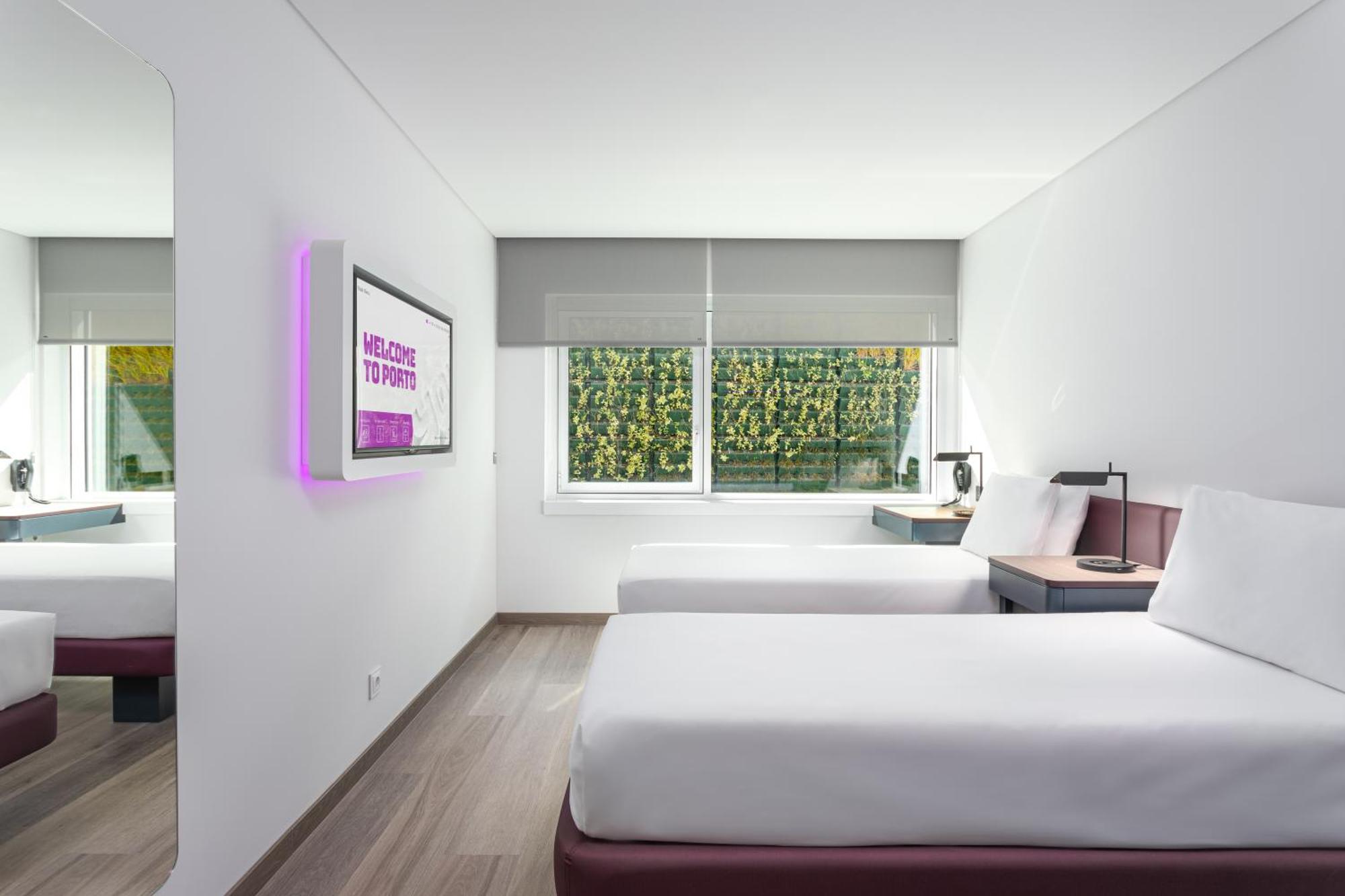 Premium Twin Room,1378387034:JPEG