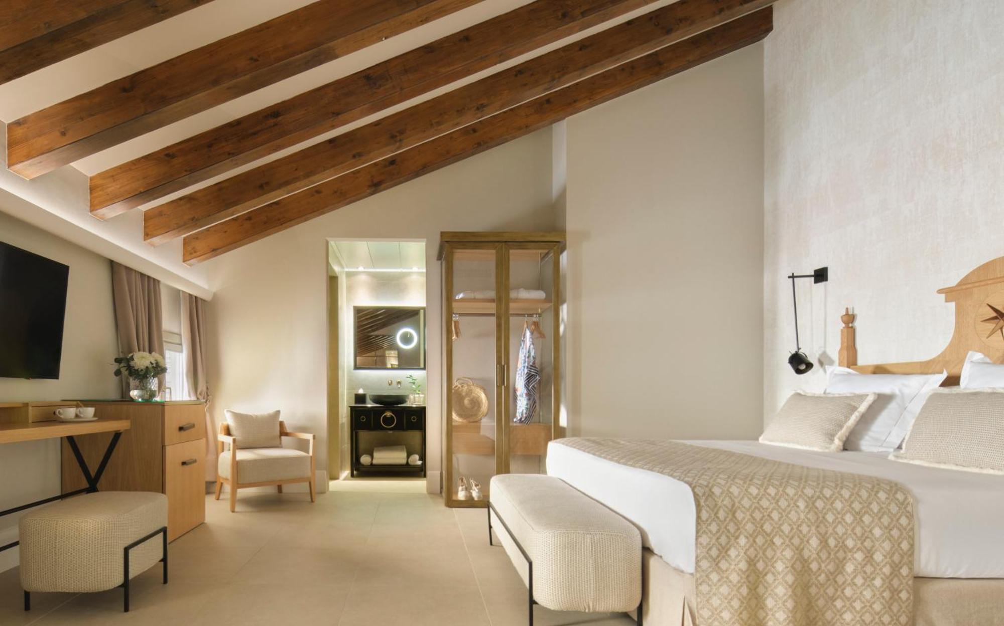 Deluxe Double Room Spa Access,1284543199:JPEG
