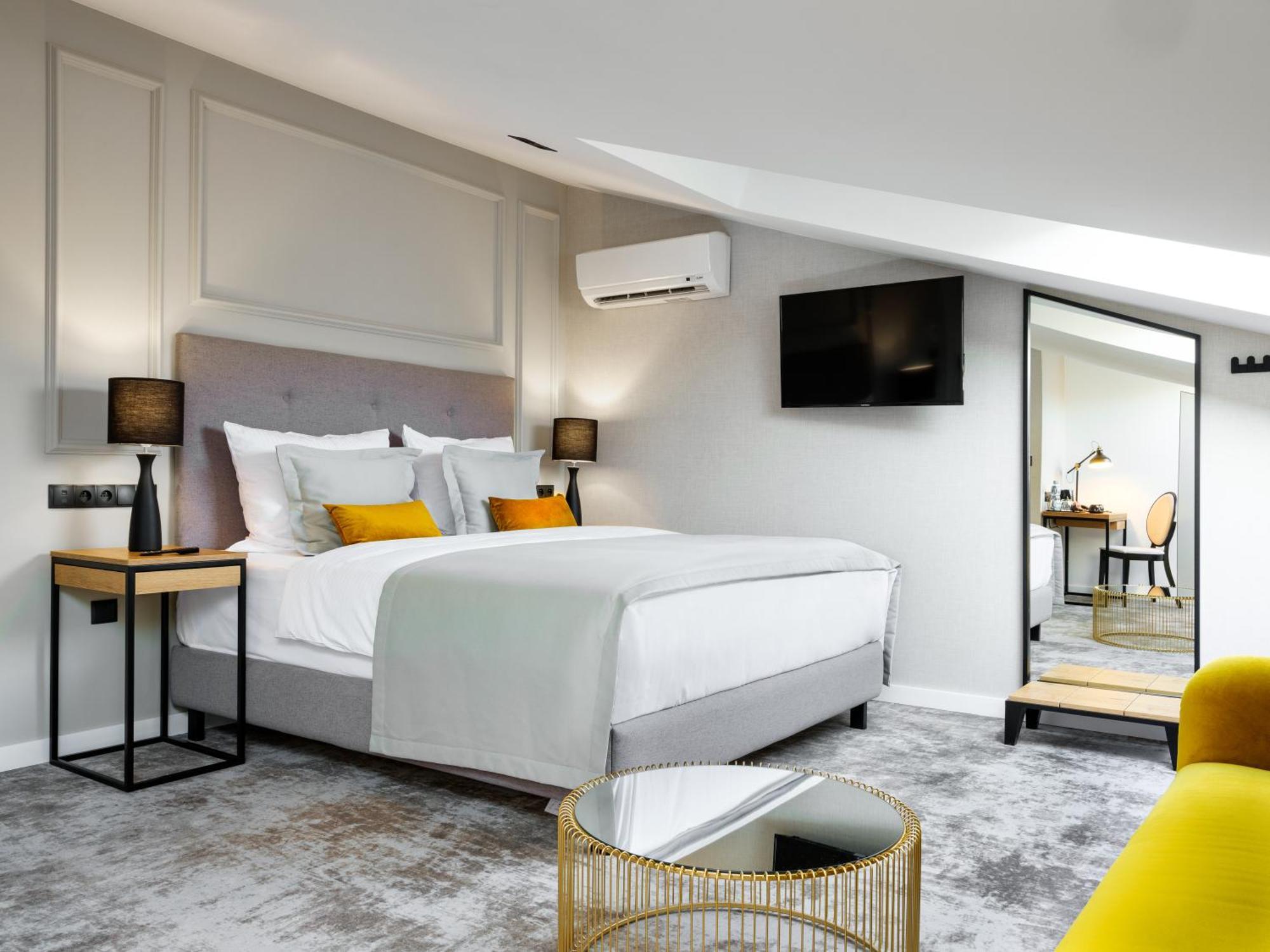 Standard Double or Twin Room,1284714778:JPEG