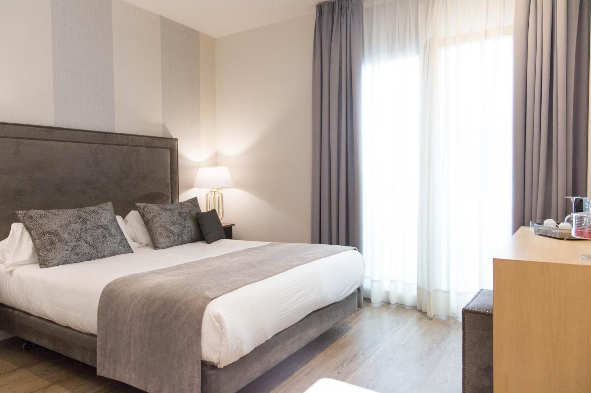 Basic Double Room
