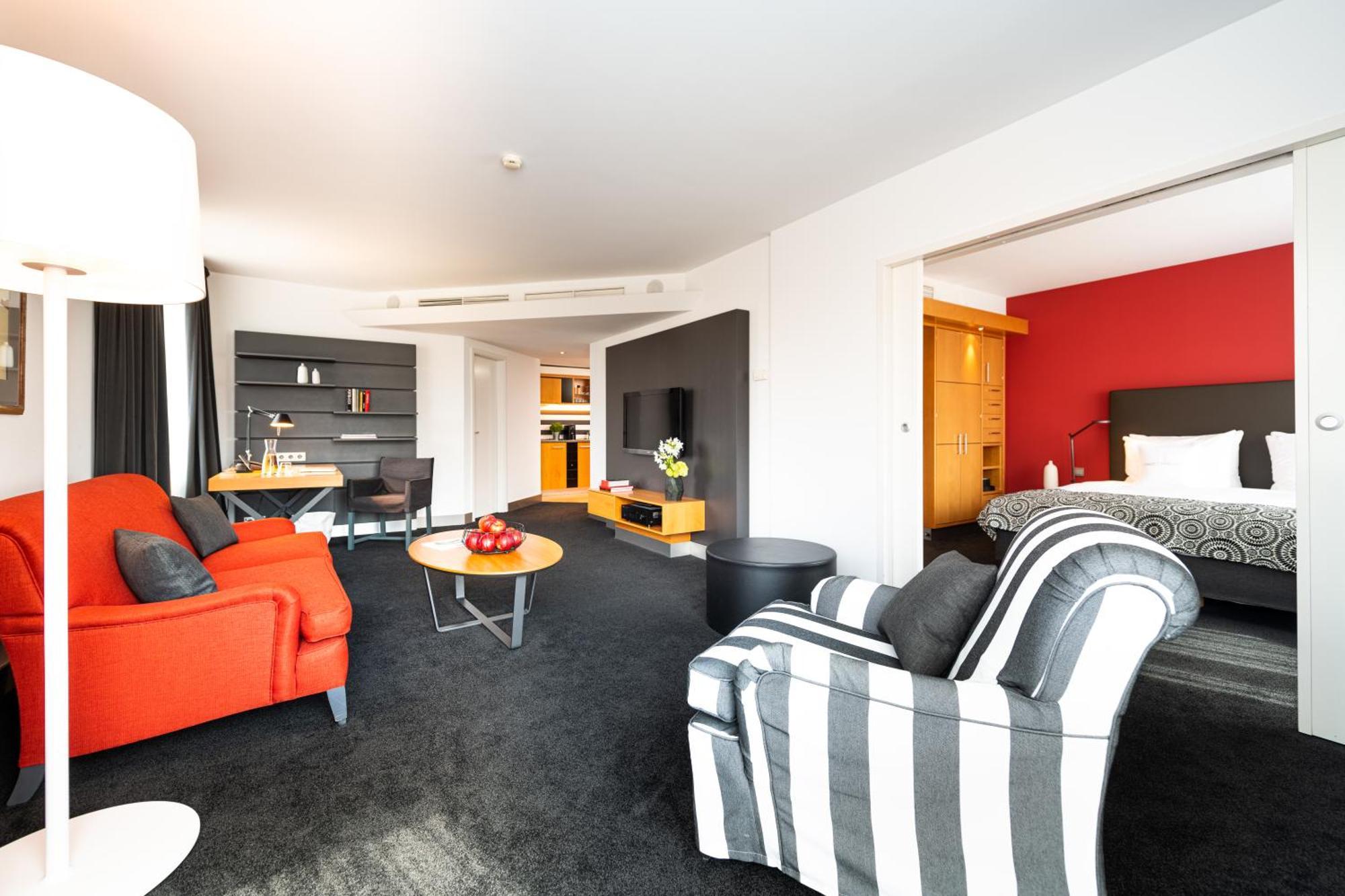 Two-Bedroom Suite Kitchenette,1284973495:JPEG