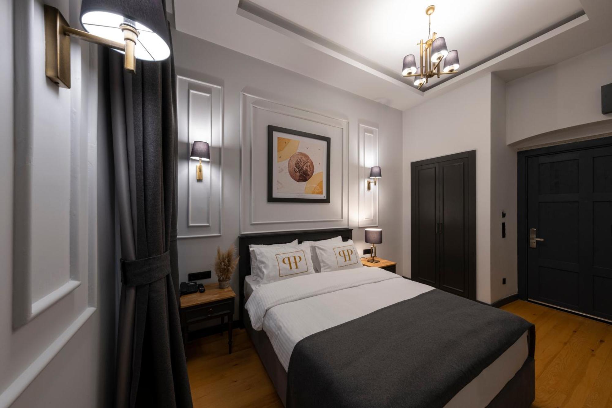 Deluxe Double Room,1285532515:JPEG