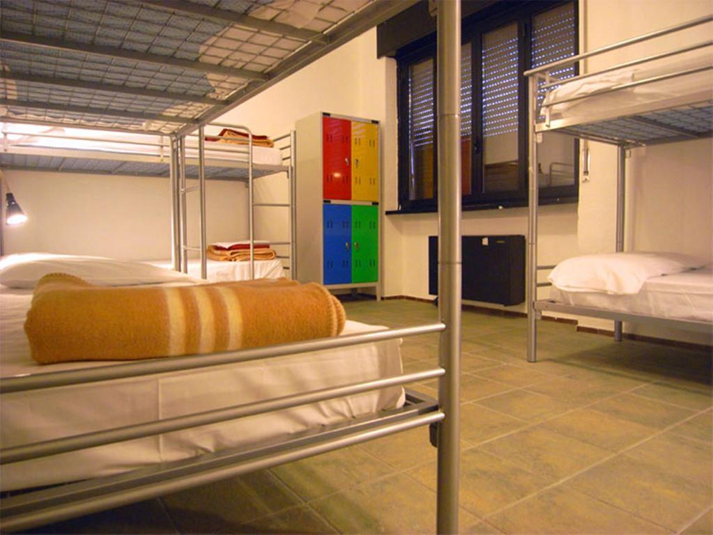 Bed 4-Bed Female Dormitory Room,137786406:JPEG