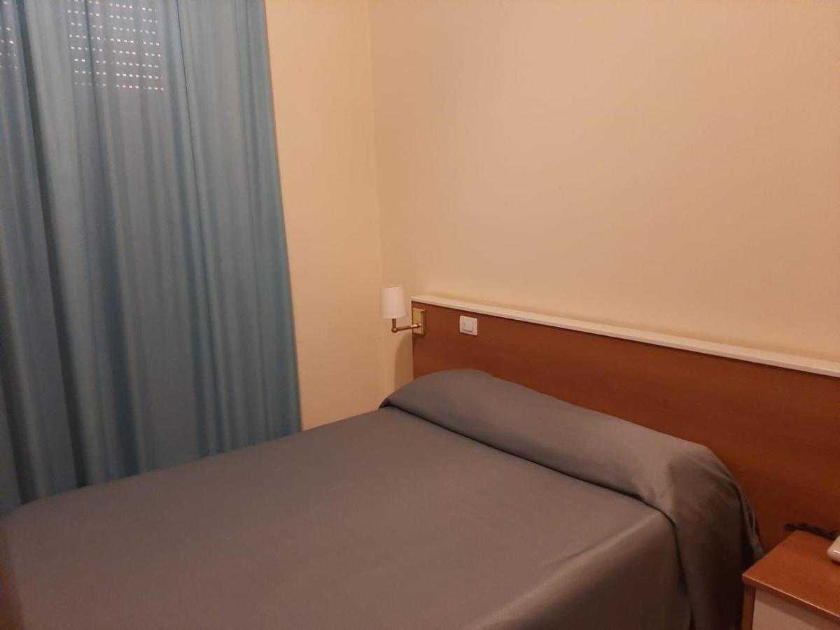 Economy Double Room,1287657934:JPEG
