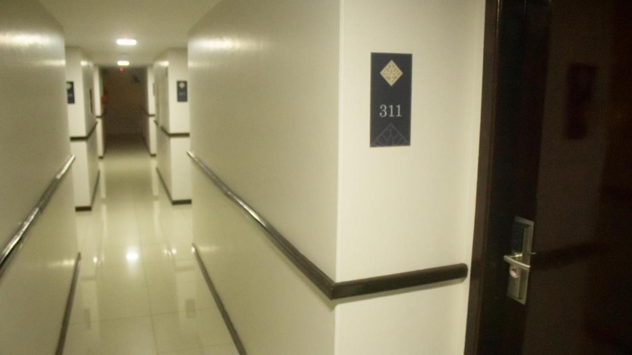 Double Room,1289487298:JPEG