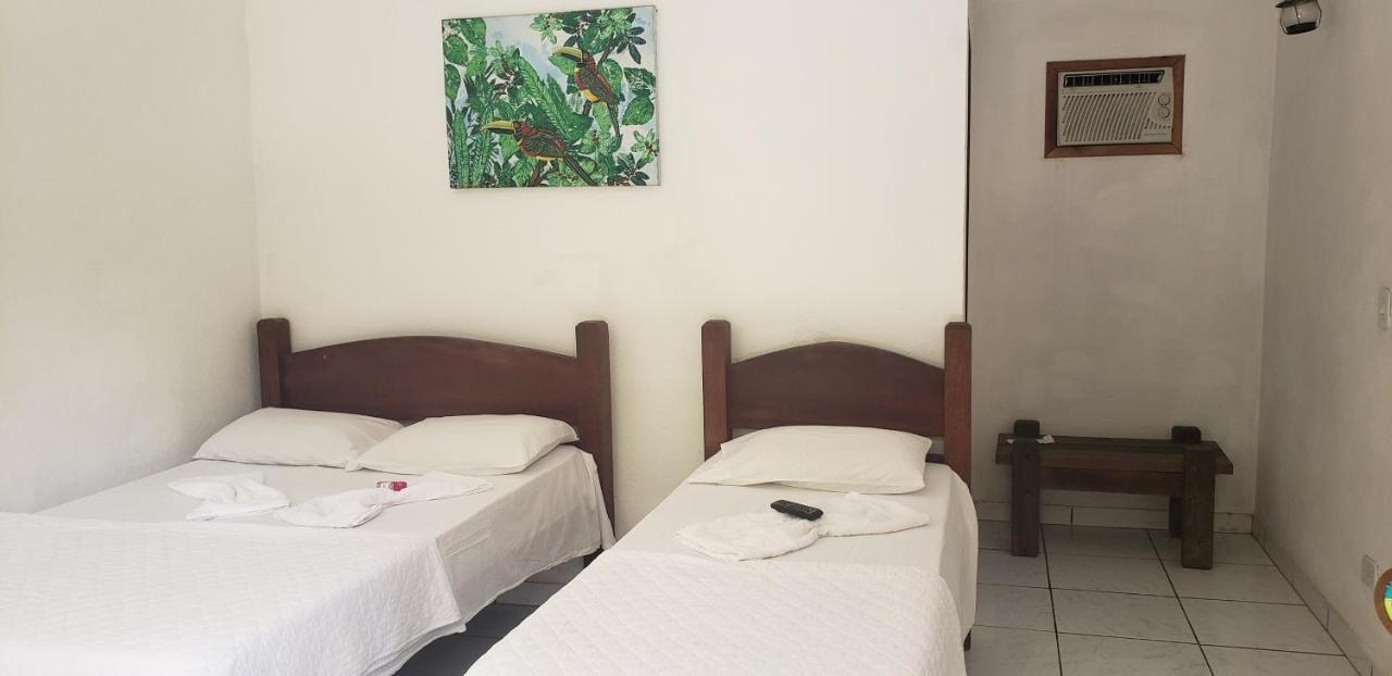 Family Room,1293114793:JPEG