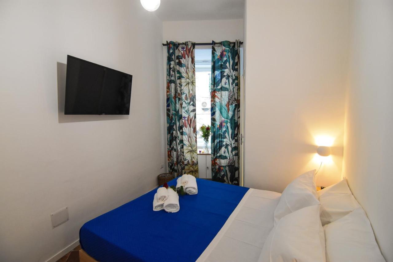 Deluxe Double Room Shower,1290251695:JPEG
