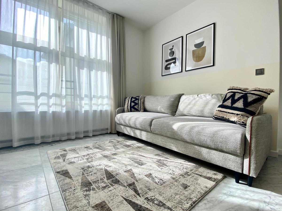 One-Bedroom Apartment,1675943611:JPEG