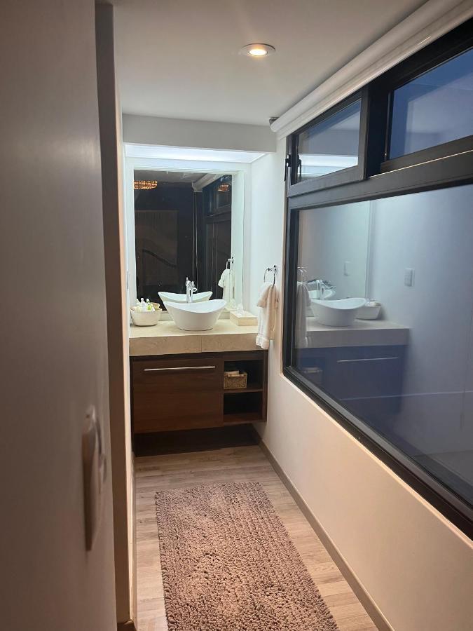 Suite Balcony