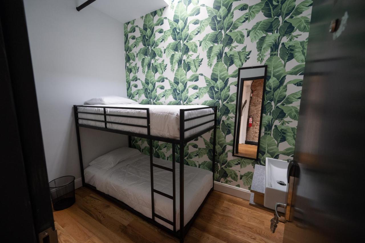 Double Room,1292432902:JPEG