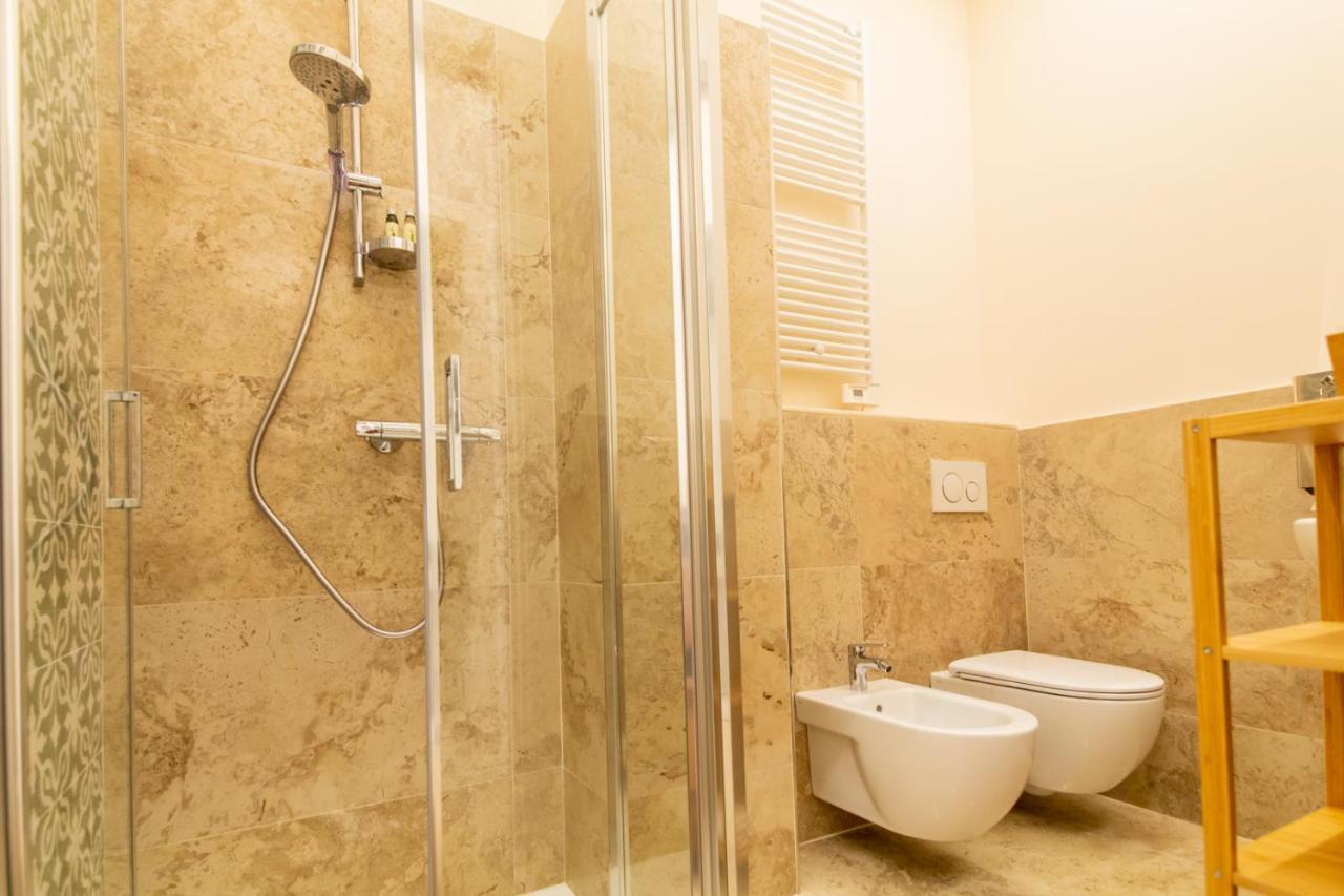 Budget Single Room,1292268262:JPEG