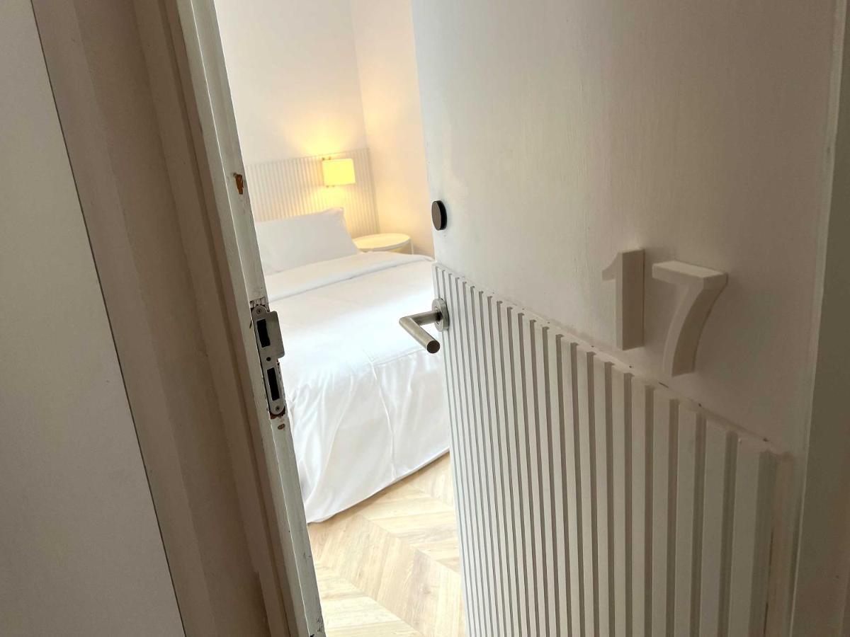 Standard Double Room Fan,1292775802:JPEG