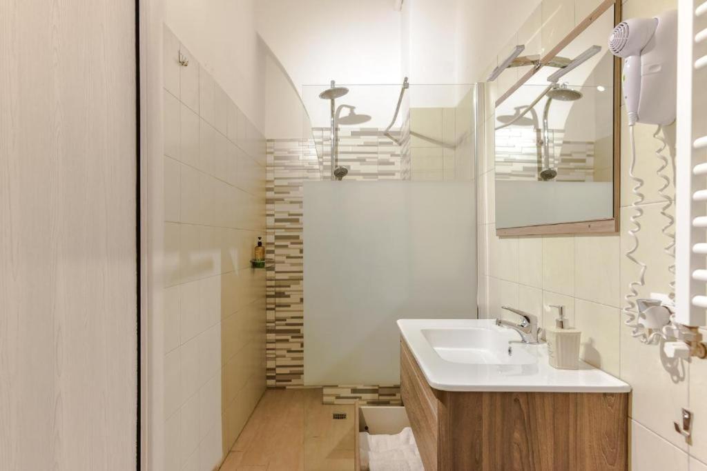 Triple Room Private Bathroom