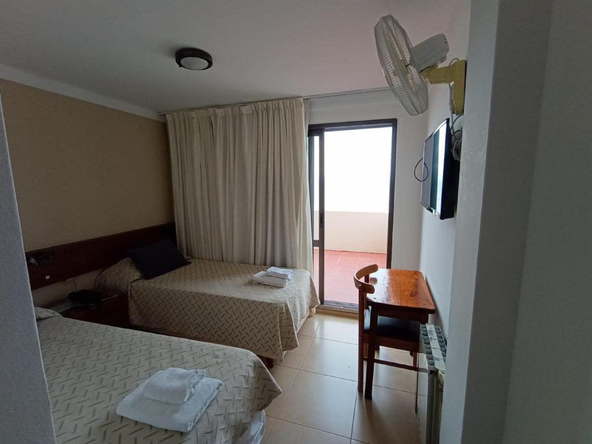 Double or Twin Room City View,1293396850:JPEG