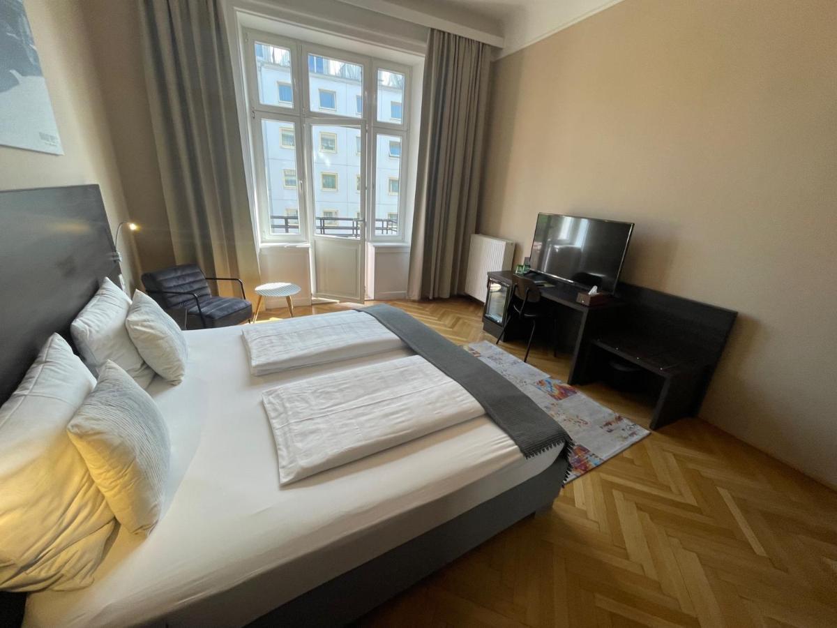 Quadruple Room,1294036777:JPEG