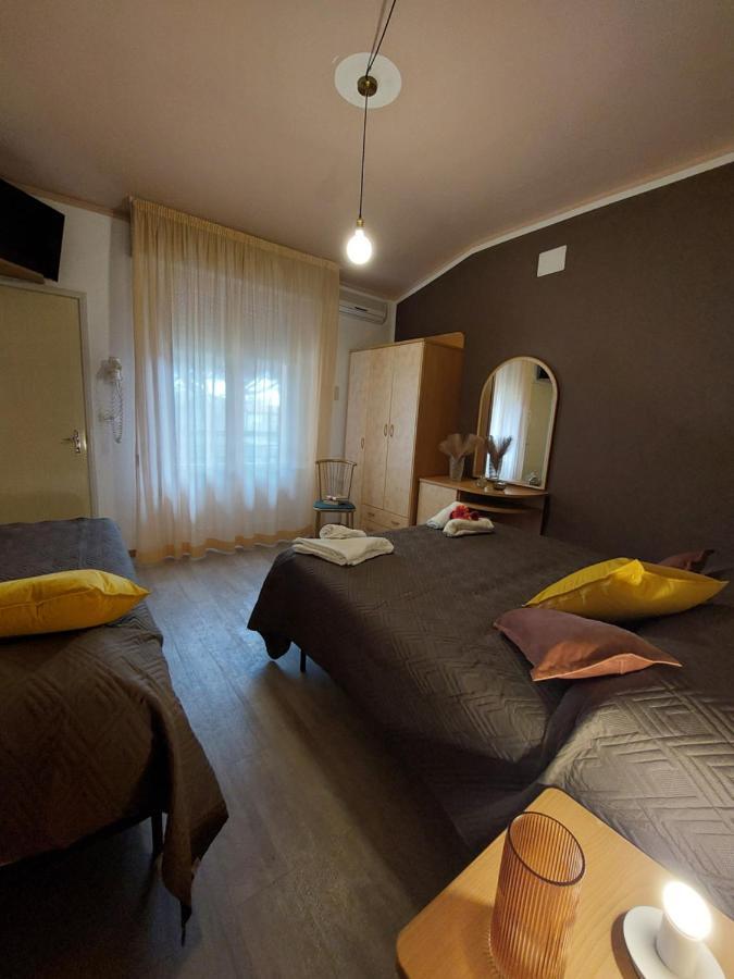 Triple Room,1299007651:JPEG