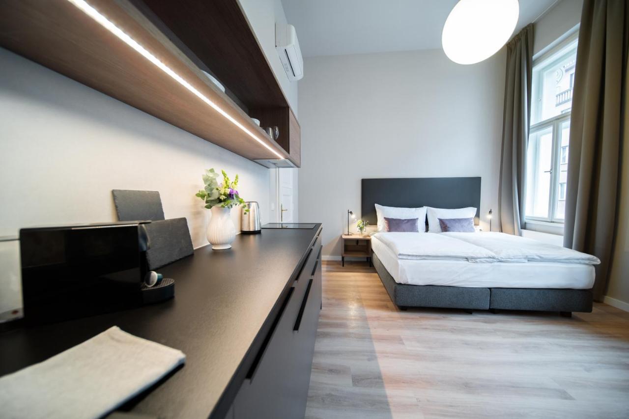 Studio Apartment,1298369740:JPEG