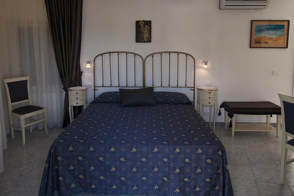 Comfort Double or Twin Room Sea View