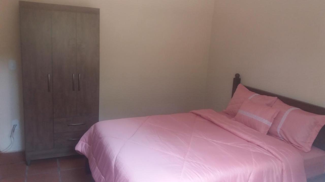 Quarto com Cama Queen-size